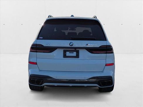 New 2026 BMW X7 M60i image 8