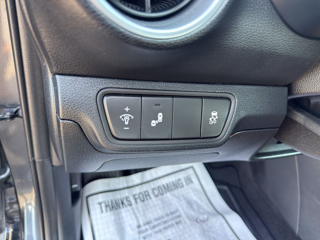 Used 2024 Kia Forte LXS w/ LXS Technology Package FWD image 15