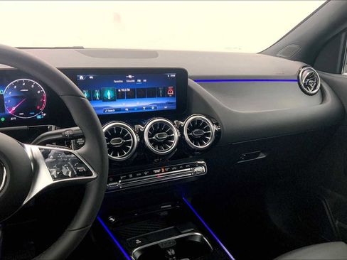 Used 2026 Mercedes-Benz GLA 250 image 25