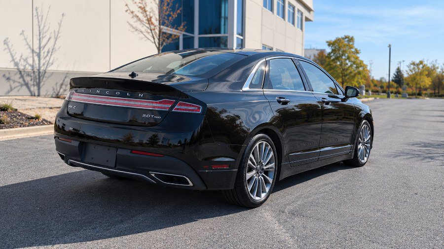 Used 2019 Lincoln MKZ Reserve AWD/4WD image 3