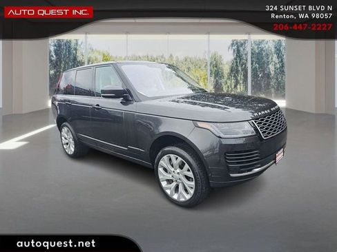 Used 2018 Land Rover Range Rover Supercharged image 3