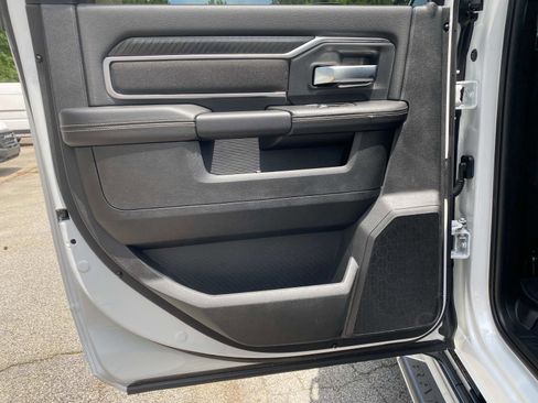 Used 2026 RAM 2500 Big Horn AWD/4WD image 19
