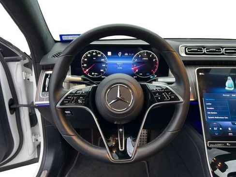 Used 2022 Mercedes-Benz S 580 4MATIC Sedan image 16