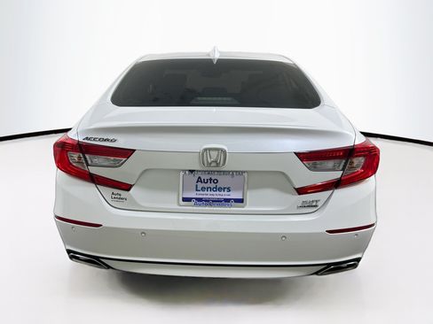 Used 2021 Honda Accord Touring image 6