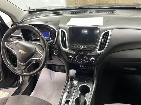 Used 2022 Chevrolet Equinox LT FWD image 15