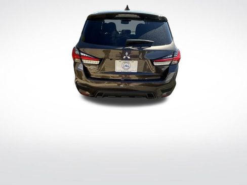 Used 2024 Mitsubishi Outlander Sport SE image 5