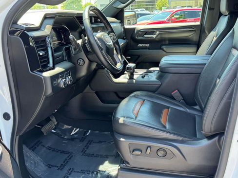 Used 2024 GMC Sierra 1500 AT4 w/ AT4 Preferred Package AWD/4WD image 29