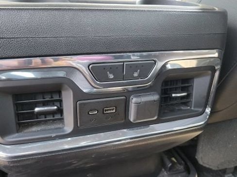 Used 2019 GMC Sierra 1500 AT4 w/ AT4 Premium Package AWD/4WD image 13