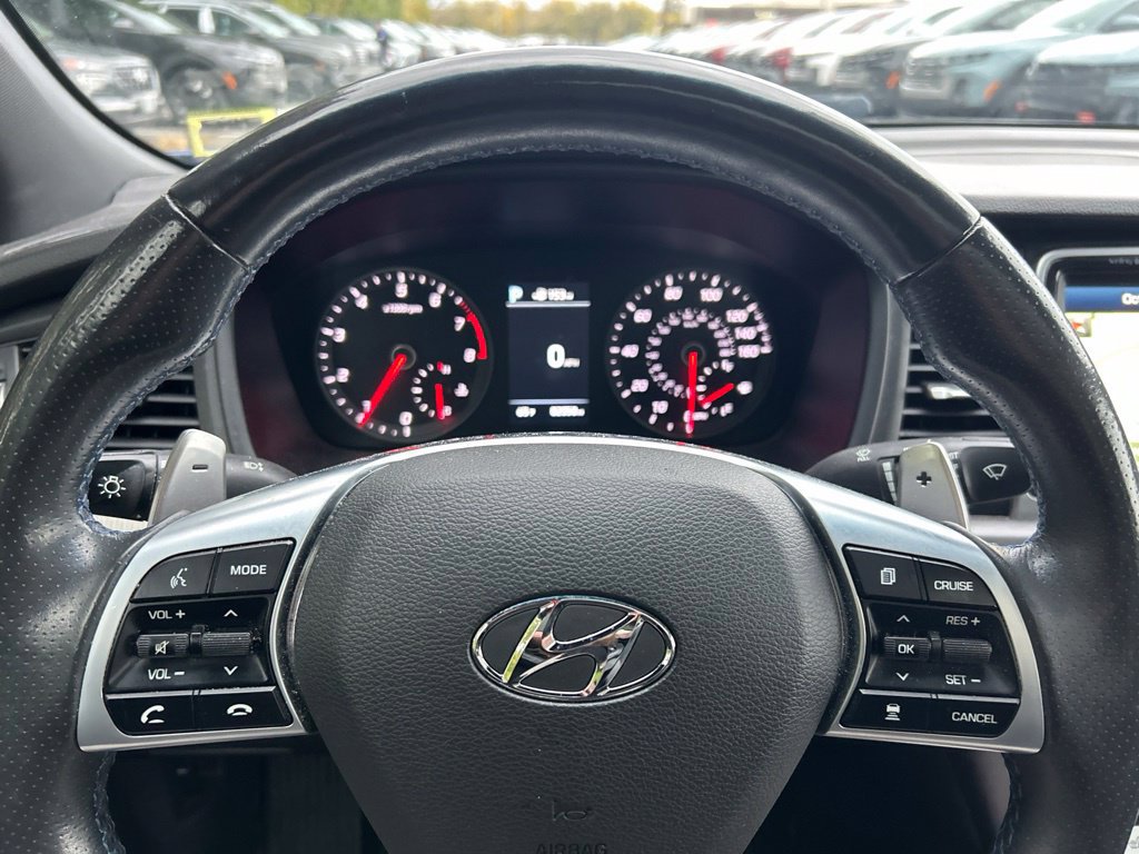 Used 2019 Hyundai Sonata Limited FWD image 15
