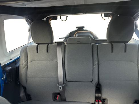 Used 2024 Jeep Wrangler Sport S w/ Technology Group image 17