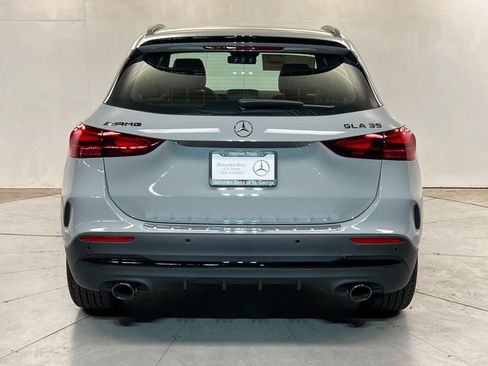 New 2026 Mercedes-Benz GLA 35 AMG 4MATIC image 4