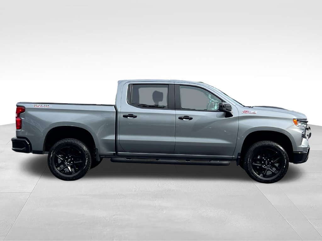 Used 2026 Chevrolet Silverado 1500 LT Trail Boss w/ Convenience Package II AWD/4WD image 4