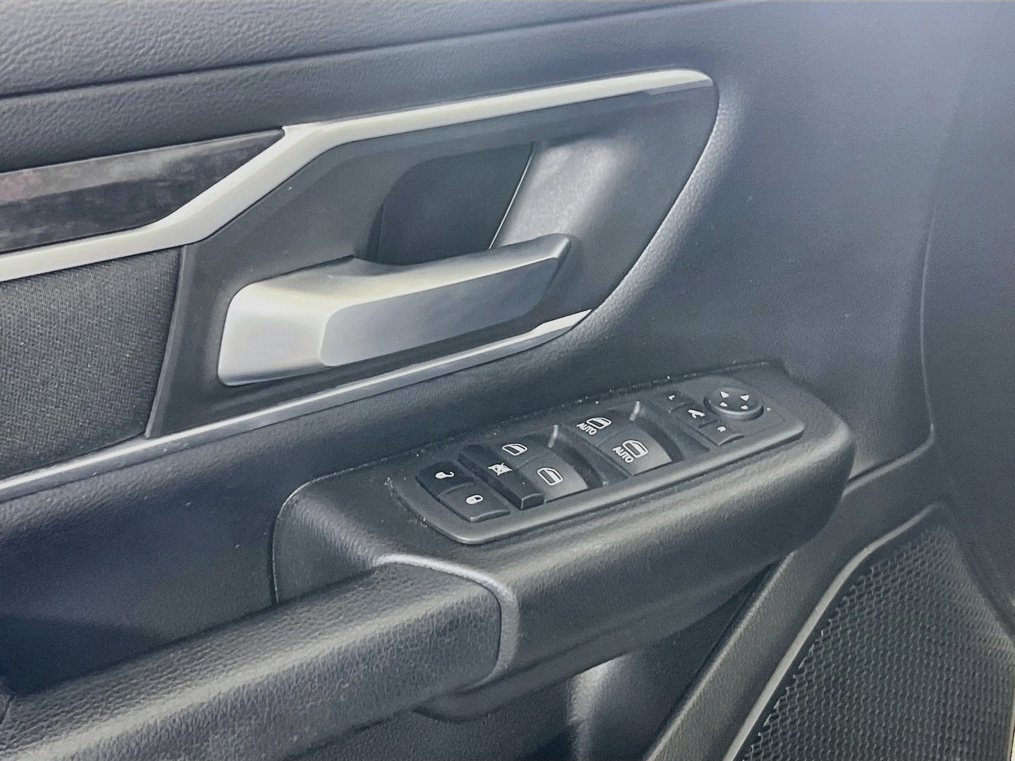 Used 2023 RAM 1500 Big Horn AWD/4WD image 18
