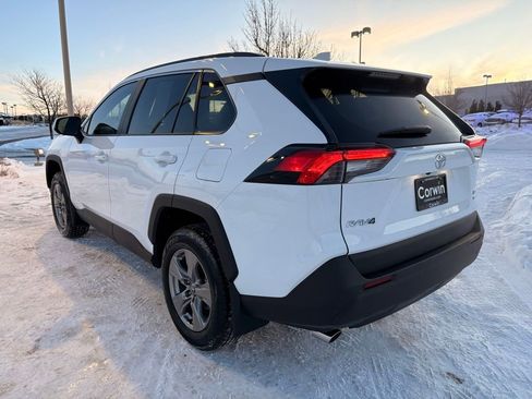 Used 2025 Toyota RAV4 XLE image 5