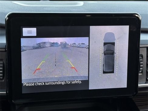 Used 2021 Ford Explorer Limited w/ Equipment Group 301A image 18