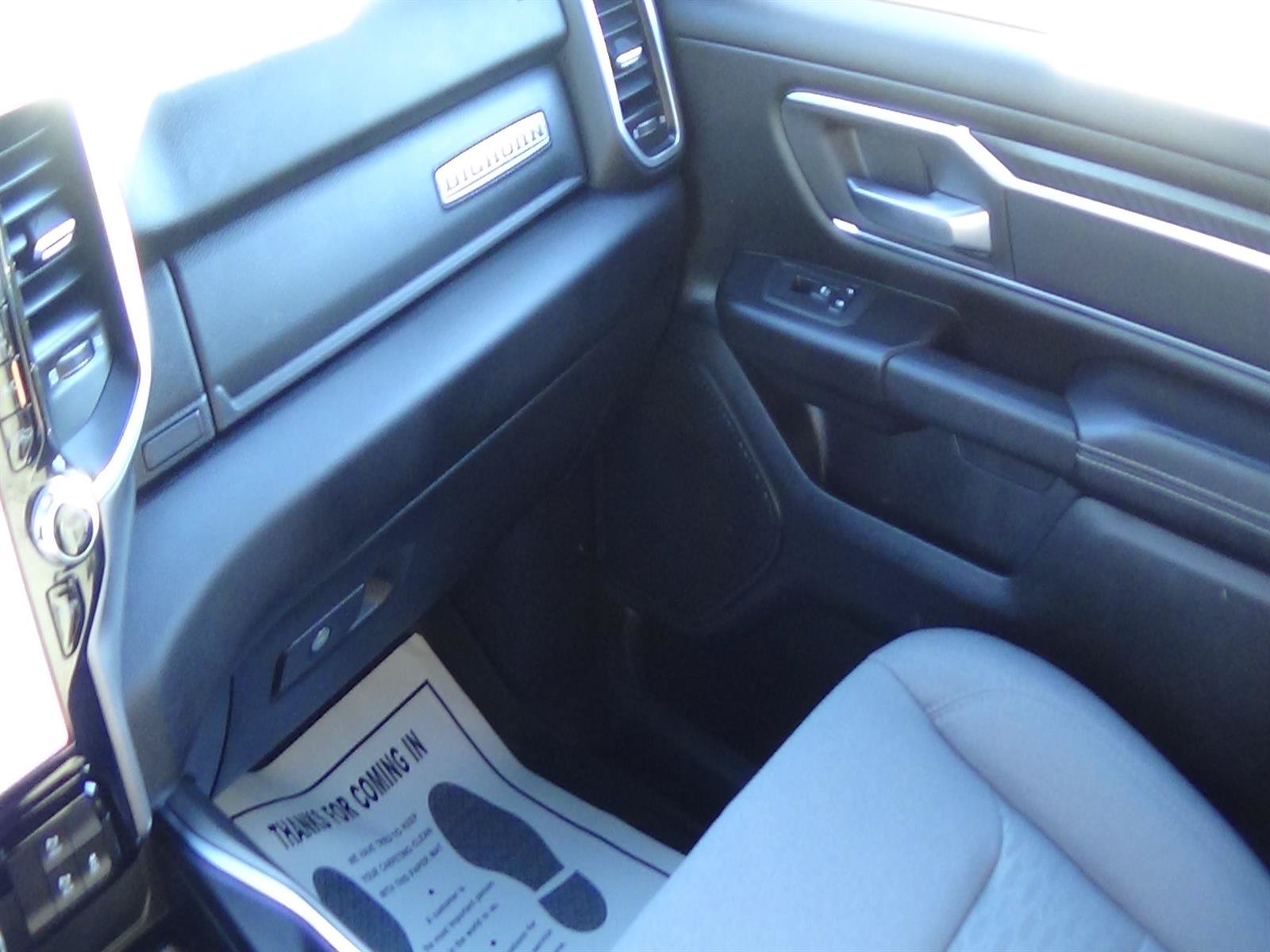 Used 2025 RAM 1500 Big Horn AWD/4WD image 33