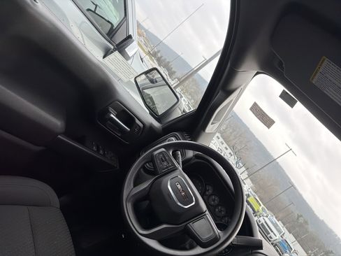 Used 2023 GMC Sierra 1500 Pro w/ Graphite Edition image 8