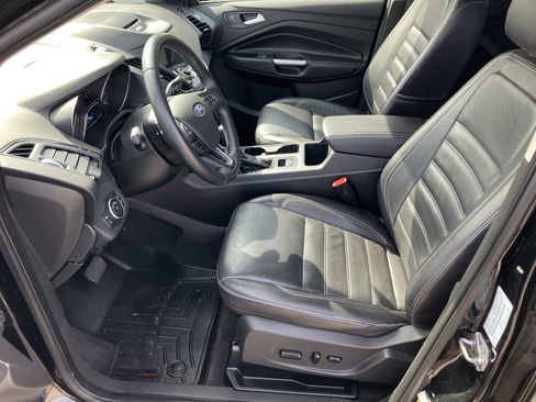 Used 2017 Ford Escape Titanium AWD/4WD image 13