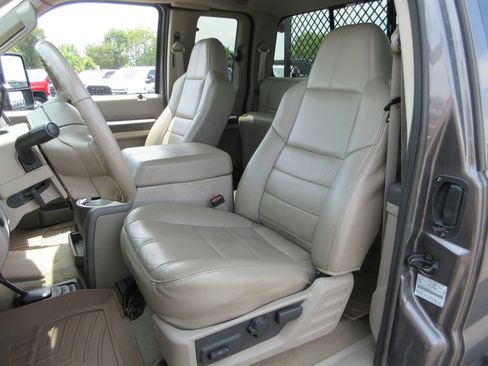 Used 2008 Ford F550 4x4 Super Cab Super Duty image 16