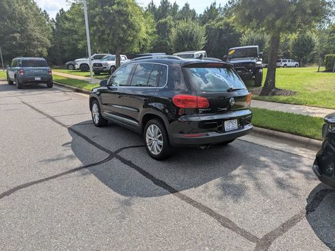 Used 2016 Volkswagen Tiguan SE AWD/4WD image 9