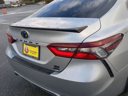 Used 2021 Toyota Camry SE image 21