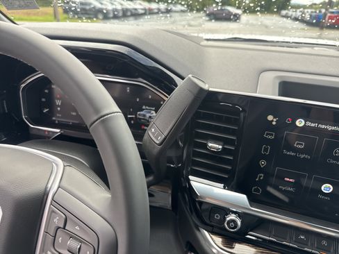 New 2026 GMC Sierra 1500 Elevation image 23