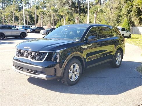New 2026 Kia Sorento LX image 3