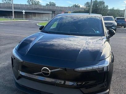 Used 2025 Volvo EX30 Plus w/ Protection Package Premier