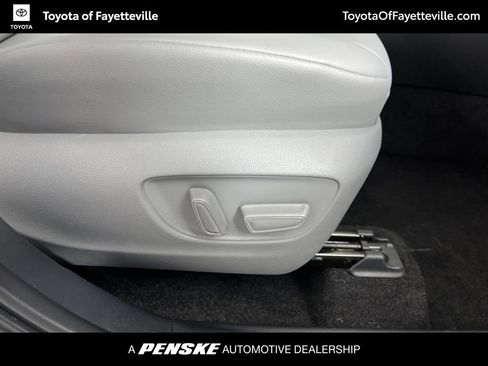 Certified 2026 Toyota Highlander XLE AWD/4WD image 7