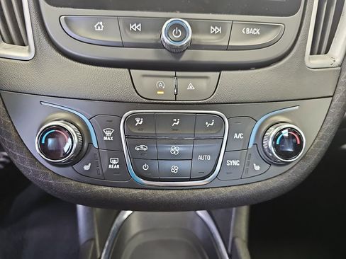 Used 2023 Chevrolet Malibu LT image 22