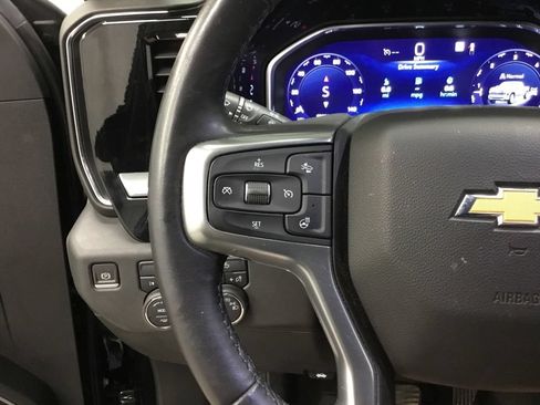Used 2022 Chevrolet Silverado 1500 LT AWD/4WD image 16