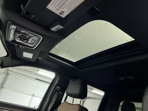 Certified 2024 Chevrolet Silverado 2500 High Country w/ High Country Premium Package AWD/4WD image 18