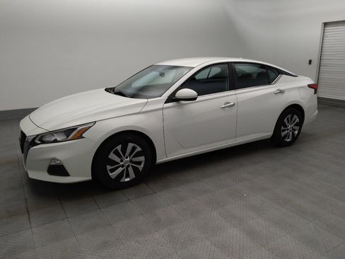 Used 2019 Nissan Altima 2.5 S image 2
