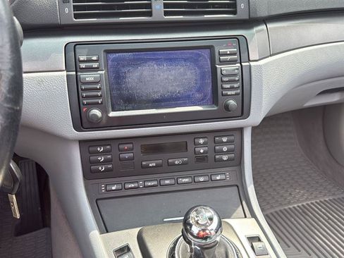 Used 2005 BMW M3 Convertible RWD image 9