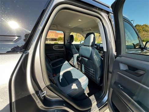 Used 2021 Ford Bronco Sport Outer Banks image 17