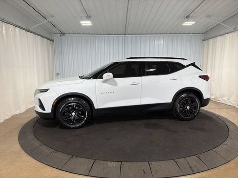 Used 2020 Chevrolet Blazer LT w/ Sound & Technology Package AWD/4WD image 2