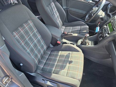 Used 2012 Volkswagen GTI Autobahn image 25