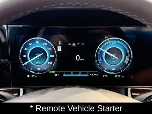 Used 2024 Hyundai Elantra Limited FWD image 15