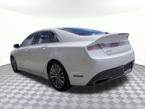 Used 2017 Lincoln MKZ Premiere FWD image 5
