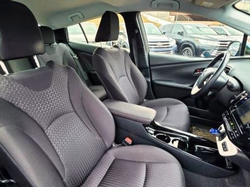 Used 2018 Toyota Prius Prime Plus image 33