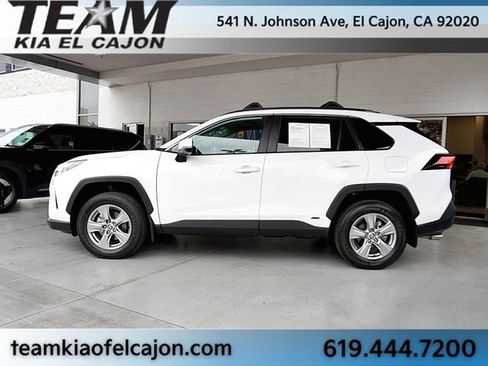 Used 2024 Toyota RAV4 XLE AWD/4WD image 6