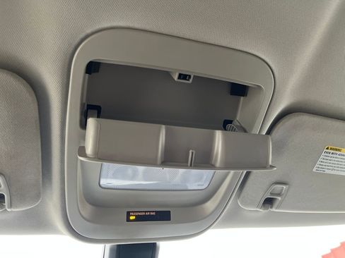 Used 2020 Chevrolet Colorado LT image 76