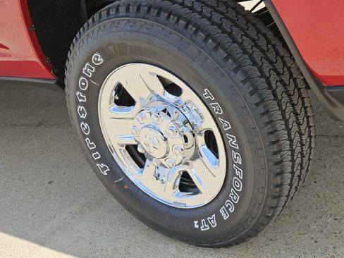 Used 2025 RAM 2500 Tradesman AWD/4WD image 6