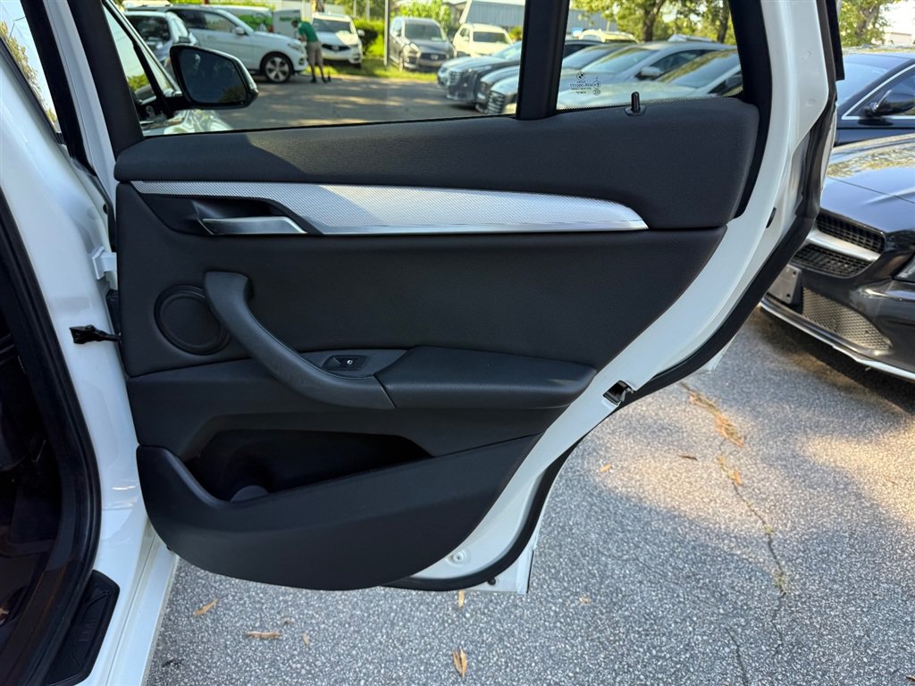 Used 2018 BMW X1 sDrive28i w/ M Sport Package FWD image 20