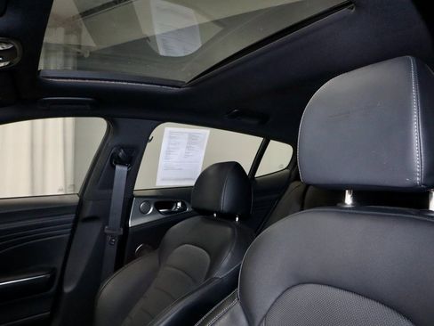 Used 2023 Kia Stinger GT2 image 36