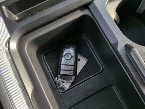 New 2026 Ford F250 Platinum image 50