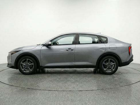 Used 2025 Kia K4 FWD image 5