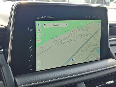 Used 2022 GMC Yukon SLT w/ SLT Premium Package image 21