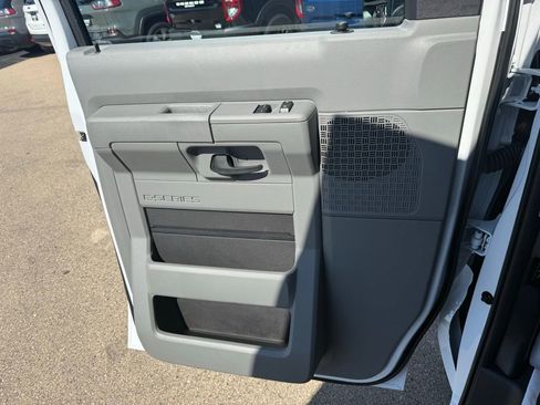 New 2026 Ford E-350 and Econoline 350 Super Duty w/ Power Equipment Group RWD image 39