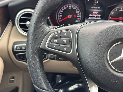 Used 2018 Mercedes-Benz GLC 300 image 15